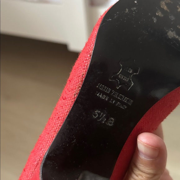 Mario Valentino Vintage Red Women's Heels - Picture 3 of 3